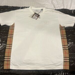 Brand new with tags Burberry unisex shirt.